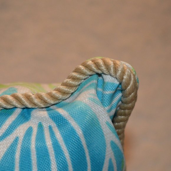 FLAMINGO PILLOWS - INDOOR/OUTDOOR - Picture 3 of 4